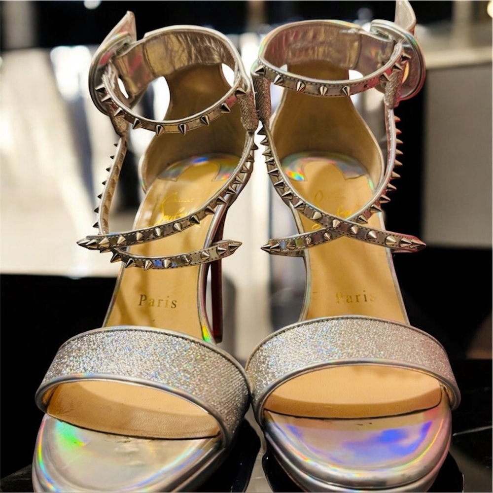 Louboutin Metallic Silver Spiked Heels 👠 Choca Lux 120